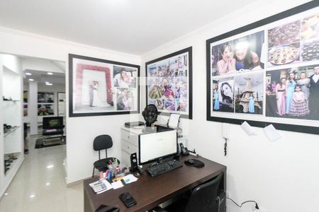 Casa à venda com 350m², 5 quartos e 5 vagasEscritório