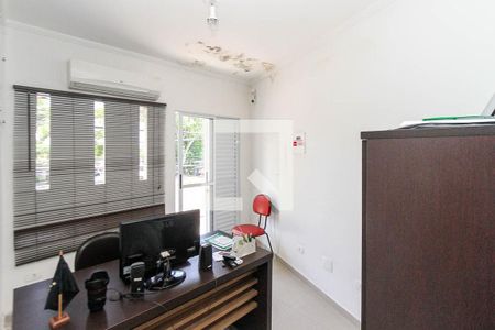 Casa à venda com 350m², 5 quartos e 5 vagasQuarto 02