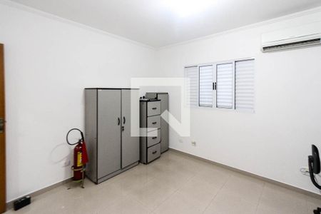Casa à venda com 350m², 5 quartos e 5 vagasQuarto 04