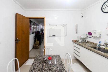 Casa à venda com 350m², 5 quartos e 5 vagasCozinha