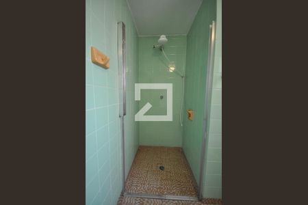 Casa à venda com 170m², 5 quartos e 2 vagasBanheiro de Serviço