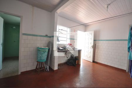 Casa à venda com 170m², 5 quartos e 2 vagasÁrea de Serviço