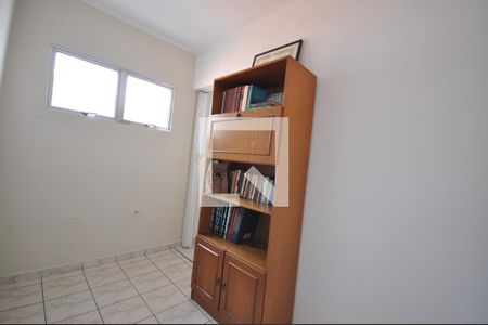 Casa à venda com 170m², 5 quartos e 2 vagasHall