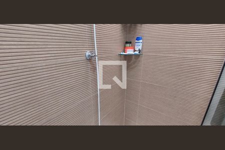 Casa à venda com 120m², 3 quartos e 2 vagas Casa à venda com 120m², 3 quartos e 2 vagasBanheiro 2