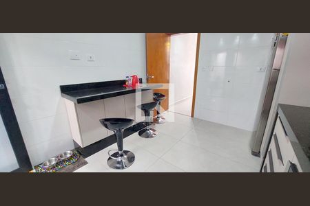 Casa à venda com 120m², 3 quartos e 2 vagas Casa à venda com 120m², 3 quartos e 2 vagasCozinha