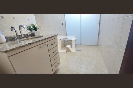 Apartamento à venda com 156m², 5 quartos e 2 vagasBanheiro 3