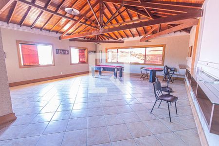 Casa à venda com 720m², 4 quartos e 6 vagasSala 2