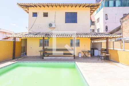 Casa à venda com 720m², 4 quartos e 6 vagasÁrea comum 