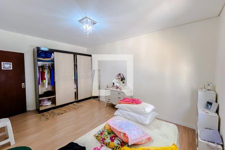 Casa à venda com 140m², 4 quartos e 1 vagaQuarto 1