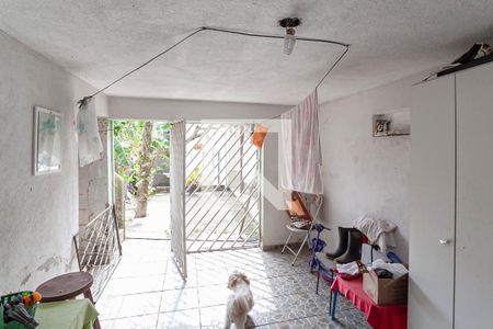 Casa à venda com 244m², 5 quartos e 3 vagas Casa à venda com 244m², 5 quartos e 3 vagasÁrea de serviço