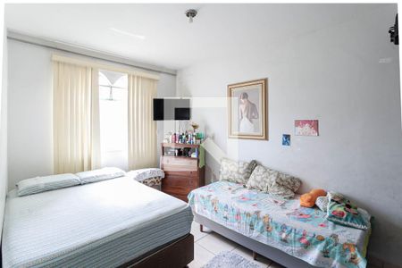 Casa à venda com 244m², 5 quartos e 3 vagas Casa à venda com 244m², 5 quartos e 3 vagasSuíte 2