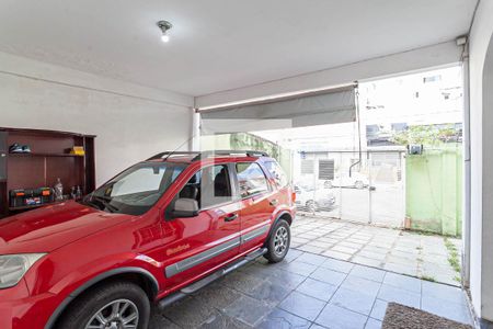 Casa à venda com 244m², 5 quartos e 3 vagas Casa à venda com 244m², 5 quartos e 3 vagasGaragem