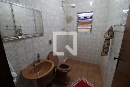 Casa à venda com 200m², 4 quartos e 2 vagasBanheiro 2
