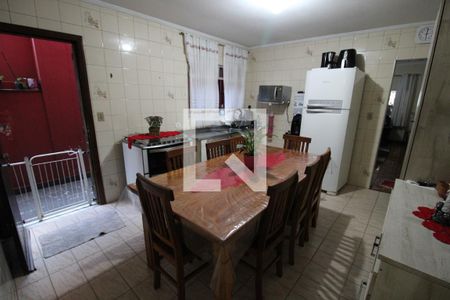 Casa à venda com 200m², 4 quartos e 2 vagasCozinha