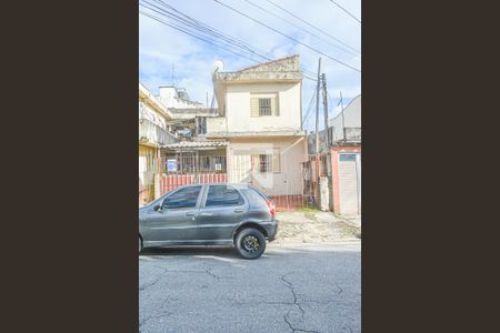 Casa para alugar com 50m², 1 quarto e sem vaga Casa para alugar com 50m², 1 quarto e sem vagaFachada