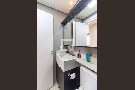 Apartamento à venda com 42m², 2 quartos e 1 vaga Apartamento à venda com 42m², 2 quartos e 1 vagaBanheiro