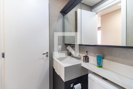 Apartamento à venda com 42m², 2 quartos e 1 vaga Apartamento à venda com 42m², 2 quartos e 1 vagaBanheiro