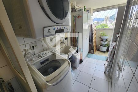 Apartamento à venda com 120m², 3 quartos e 1 vagaÁrea de Serviço