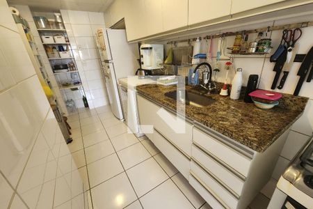 Apartamento à venda com 120m², 3 quartos e 1 vagaCozinha