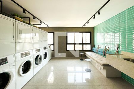 Studio para alugar com 24m², 1 quarto e sem vaga Studio para alugar com 24m², 1 quarto e sem vagaLavanderia