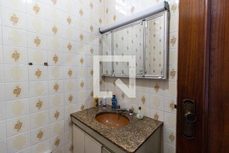 Casa à venda com 180m², 3 quartos e 2 vagas Casa à venda com 180m², 3 quartos e 2 vagasBanheiro da Suíte 1