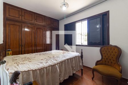 Casa à venda com 180m², 3 quartos e 2 vagas Casa à venda com 180m², 3 quartos e 2 vagasSuíte 1