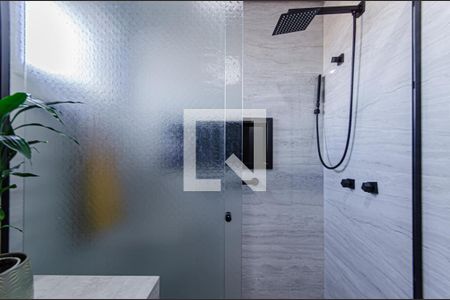 Apartamento à venda com 141m², 3 quartos e 4 vagas Apartamento à venda com 141m², 3 quartos e 4 vagasBanheiro Suíte 2