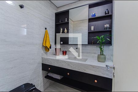 Apartamento à venda com 141m², 3 quartos e 4 vagas Apartamento à venda com 141m², 3 quartos e 4 vagasBanheiro Suíte 2