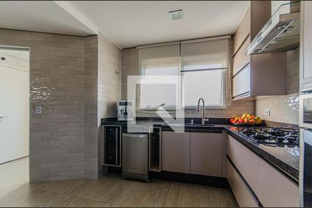 Apartamento à venda com 141m², 3 quartos e 4 vagas Apartamento à venda com 141m², 3 quartos e 4 vagasCozinha