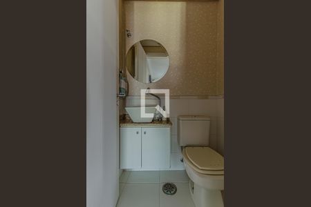 Apartamento à venda com 141m², 3 quartos e 4 vagas Apartamento à venda com 141m², 3 quartos e 4 vagasLavabo