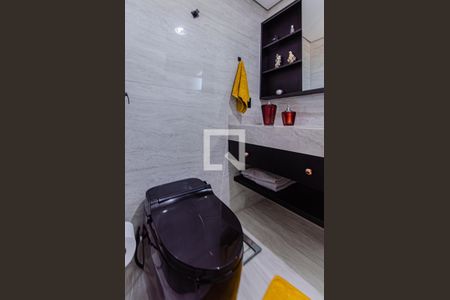 Apartamento à venda com 141m², 3 quartos e 4 vagas Apartamento à venda com 141m², 3 quartos e 4 vagasBanheiro Suíte 2