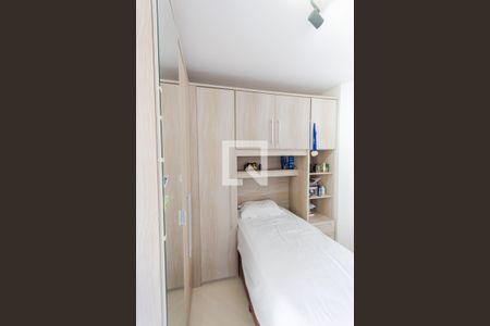 Apartamento para alugar com 83m², 2 quartos e 3 vagas Apartamento para alugar com 83m², 2 quartos e 3 vagasArmário