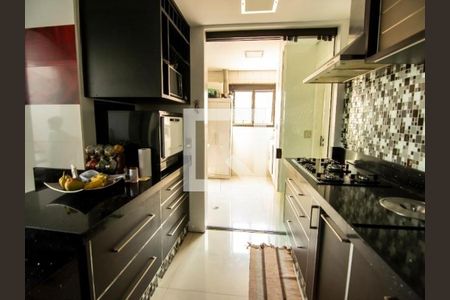 Apartamento à venda com 214m², 4 quartos e 4 vagas Apartamento à venda com 214m², 4 quartos e 4 vagasFoto 21