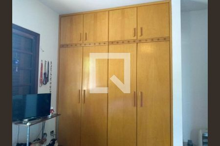 Casa à venda com 341m², 3 quartos e 3 vagas Casa à venda com 341m², 3 quartos e 3 vagasFoto 23