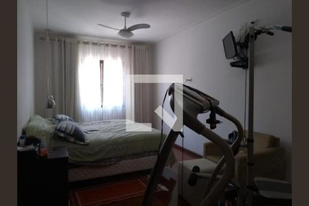 Casa à venda com 341m², 3 quartos e 3 vagas Casa à venda com 341m², 3 quartos e 3 vagasFoto 27