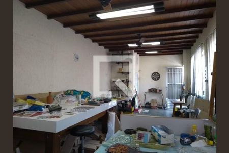 Casa à venda com 341m², 3 quartos e 3 vagas Casa à venda com 341m², 3 quartos e 3 vagasFoto 49