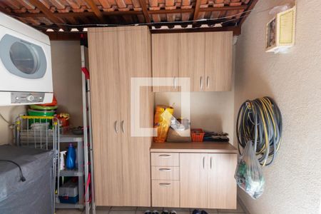 Casa à venda com 120m², 2 quartos e 2 vagasLavanderia