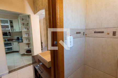 Casa à venda com 120m², 2 quartos e 2 vagasLavabo