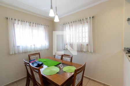 Casa à venda com 120m², 2 quartos e 2 vagasCopa