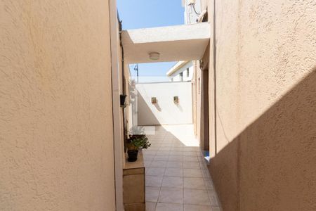 Casa à venda com 120m², 2 quartos e 2 vagasQuintal