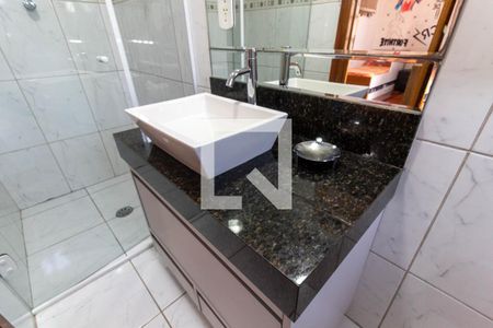 Casa à venda com 120m², 2 quartos e 2 vagasBanheiro da Suíte 1