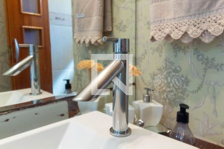 Casa à venda com 120m², 2 quartos e 2 vagasBanheiro - torneira