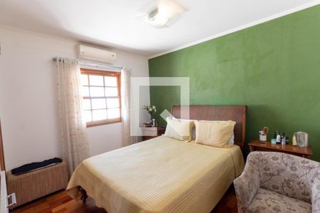 Casa à venda com 120m², 2 quartos e 2 vagasQuarto Suíte 2