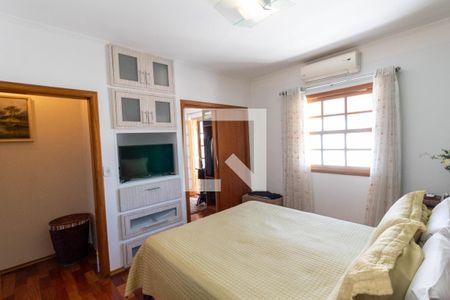 Casa à venda com 120m², 2 quartos e 2 vagasQuarto Suíte 2