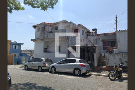 Casa à venda com 303m², 4 quartos e 1 vaga Casa à venda com 303m², 4 quartos e 1 vagaFachada da casa