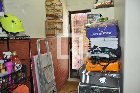 Casa à venda com 120m², 3 quartos e 1 vagaQuarto de serviço 