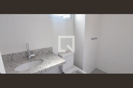 Apartamento à venda com 130m², 3 quartos e 4 vagas Apartamento à venda com 130m², 3 quartos e 4 vagasBanheiro Quarto 2 Suíte