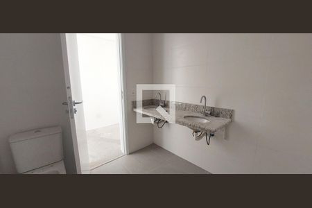 Apartamento à venda com 130m², 3 quartos e 4 vagas Apartamento à venda com 130m², 3 quartos e 4 vagasBanheiro Quarto 1 suíte