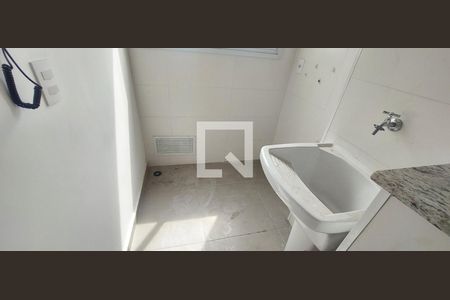 Apartamento à venda com 130m², 3 quartos e 4 vagas Apartamento à venda com 130m², 3 quartos e 4 vagasÁrea de Serviço