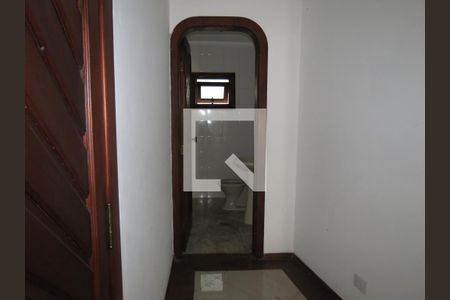 Casa à venda com 473m², 4 quartos e 8 vagasLavabo 